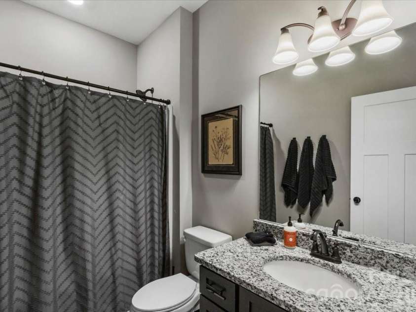 36 Cherry Ridge Lane, Weaverville, NC 28787.  MLS# CAR4385197, YatesRealty ID 29619. Guest bath