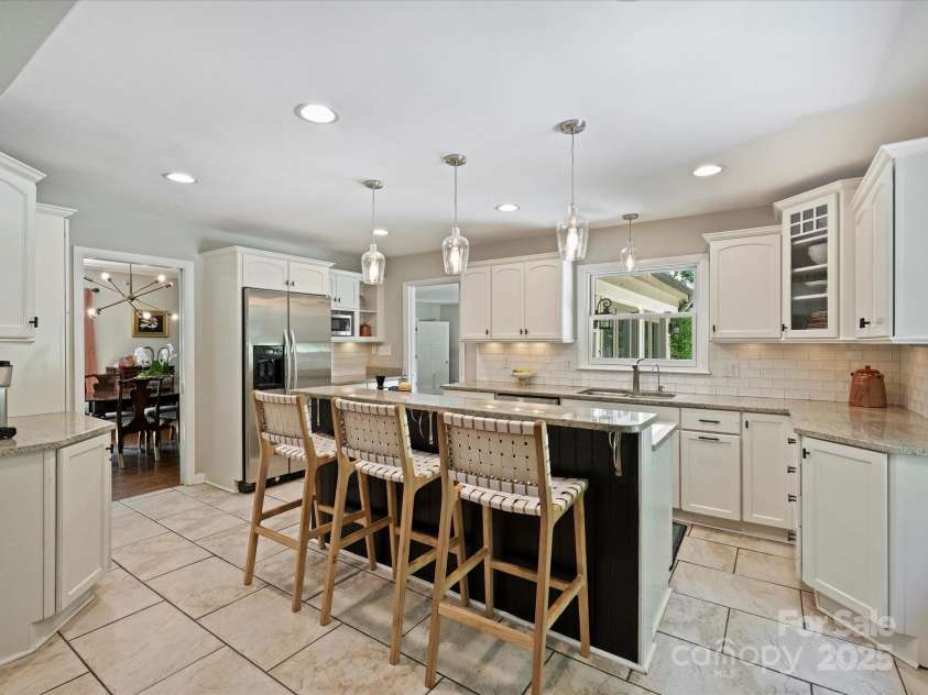 6334 Fair Valley Drive, Charlotte, NC 28226.  MLS# CAR4281662, YatesRealty ID 29620. 