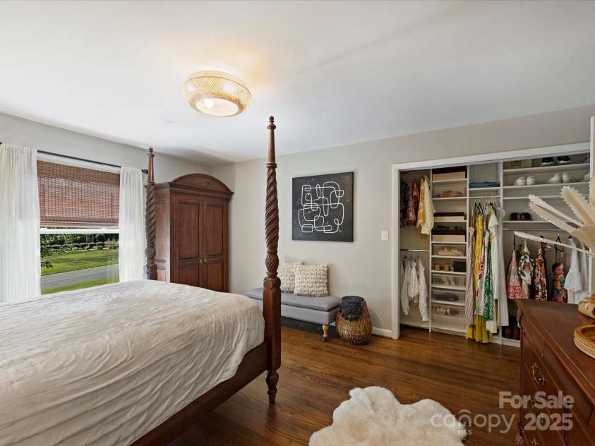 6334 Fair Valley Drive, Charlotte, NC 28226.  MLS# CAR4281662, YatesRealty ID 29620. 