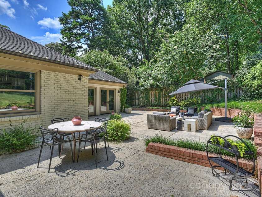 6334 Fair Valley Drive, Charlotte, NC 28226.  MLS# CAR4281662, YatesRealty ID 29620. 