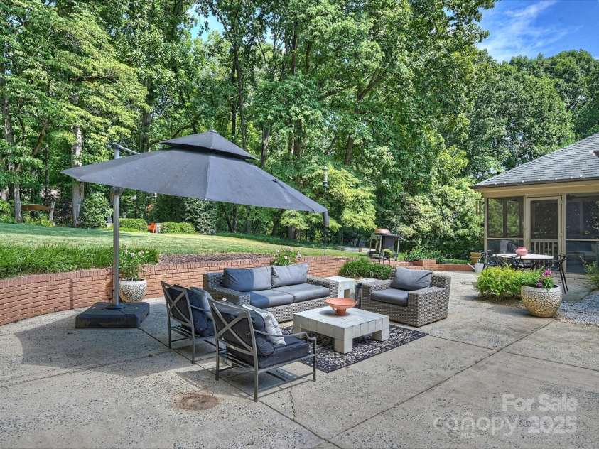 6334 Fair Valley Drive, Charlotte, NC 28226.  MLS# CAR4281662, YatesRealty ID 29620. 