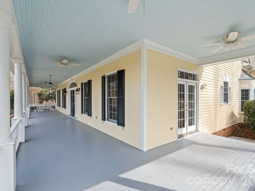 7902 Southerland Drive, Browns Summit, NC 27214.  MLS# CAR4372307, YatesRealty ID 29622. 