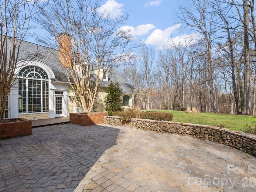 7902 Southerland Drive, Browns Summit, NC 27214.  MLS# CAR4372307, YatesRealty ID 29622. 