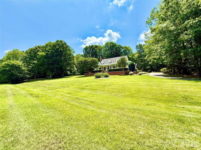 7902 Southerland Drive, Browns Summit, NC 27214.  MLS# CAR4372307, YatesRealty ID 29622. 