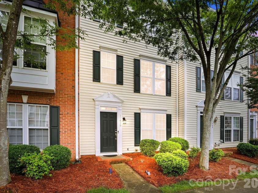 11439 Destin Lane, Charlotte, NC 28277.  MLS# CAR4386670, YatesRealty ID 29623. 