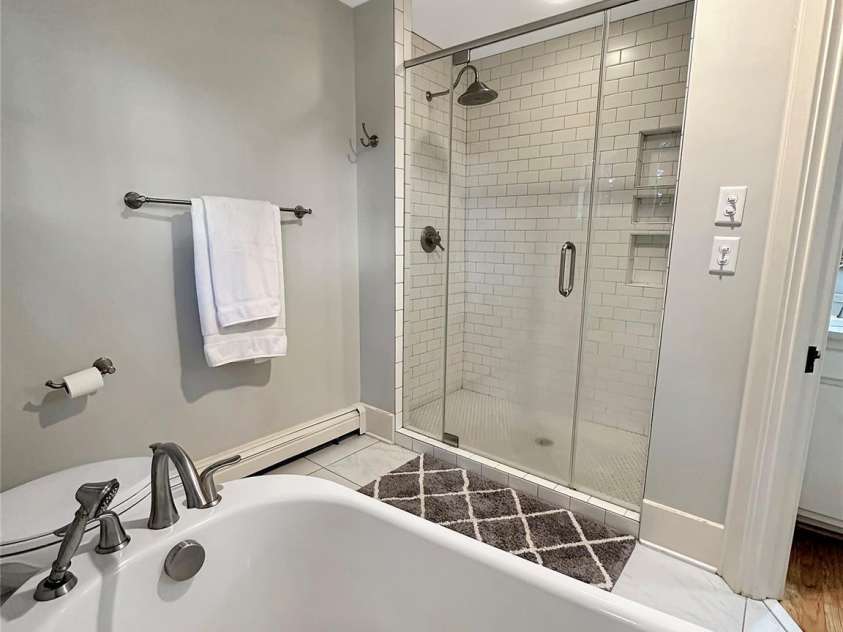 436 3rd Avenue, Hickory, NC 28601.  MLS# CAR4283536, YatesRealty ID 29624. Primary Suite w/2 walk-in closets