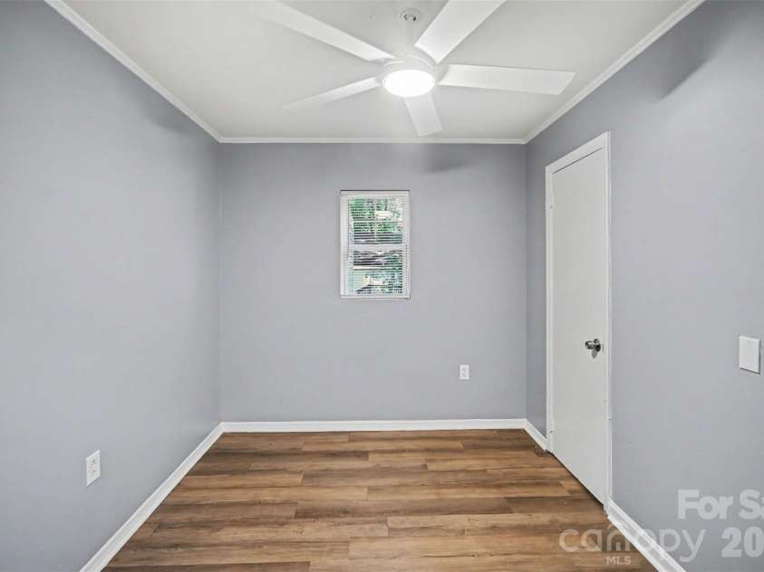 1201 Iva Avenue, Gastonia, NC 28052.  MLS# CAR4345199, YatesRealty ID 29625. 