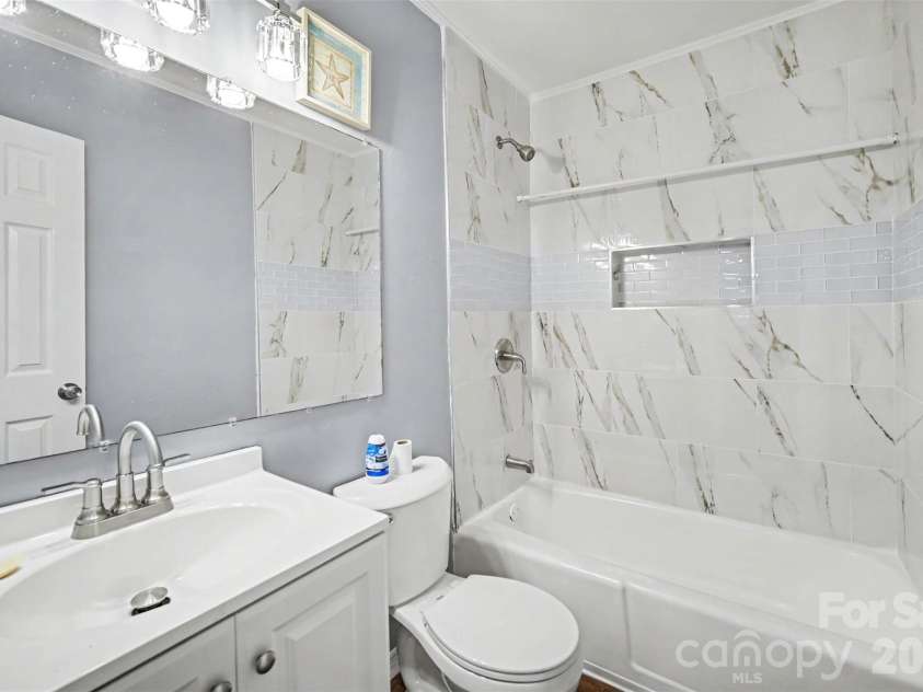 1201 Iva Avenue, Gastonia, NC 28052.  MLS# CAR4345199, YatesRealty ID 29625. 