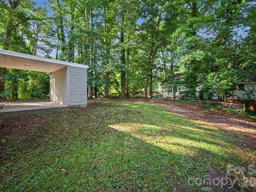 1201 Iva Avenue, Gastonia, NC 28052.  MLS# CAR4345199, YatesRealty ID 29625. 