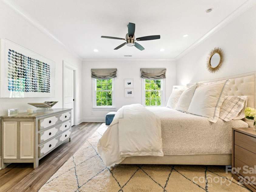 1614 Lombardy Circle, Charlotte, NC 28203.  MLS# CAR4279455, YatesRealty ID 29626. Primary bedroom