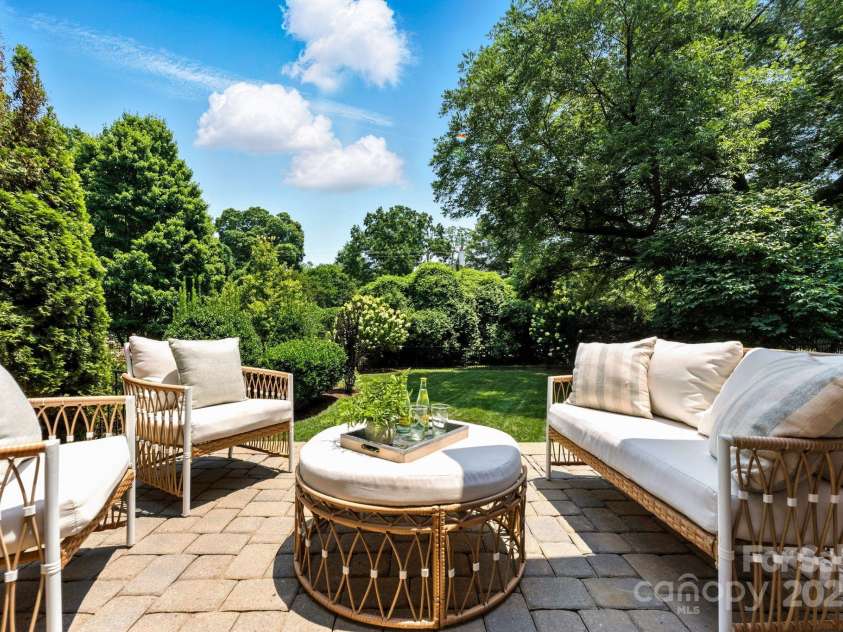 1614 Lombardy Circle, Charlotte, NC 28203.  MLS# CAR4279455, YatesRealty ID 29626. Rear patio