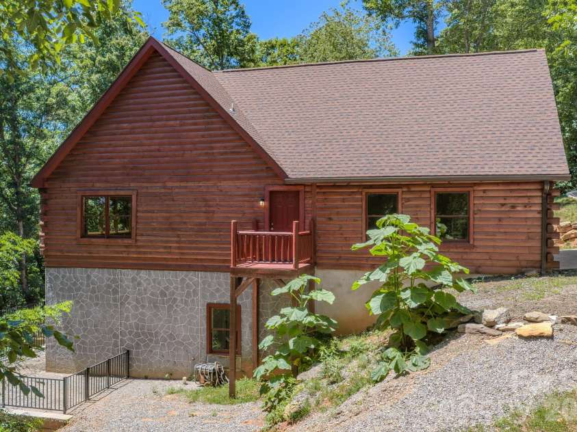 231 Blue Bird Road, Lake Lure, NC 28746.  MLS# CAR4384888, YatesRealty ID 29626. 