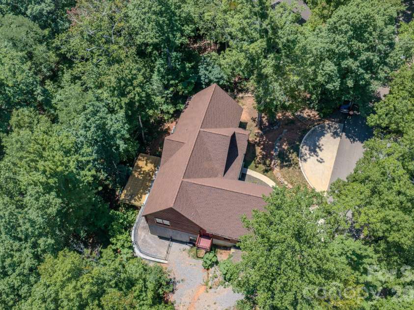 231 Blue Bird Road, Lake Lure, NC 28746.  MLS# CAR4384888, YatesRealty ID 29626. 