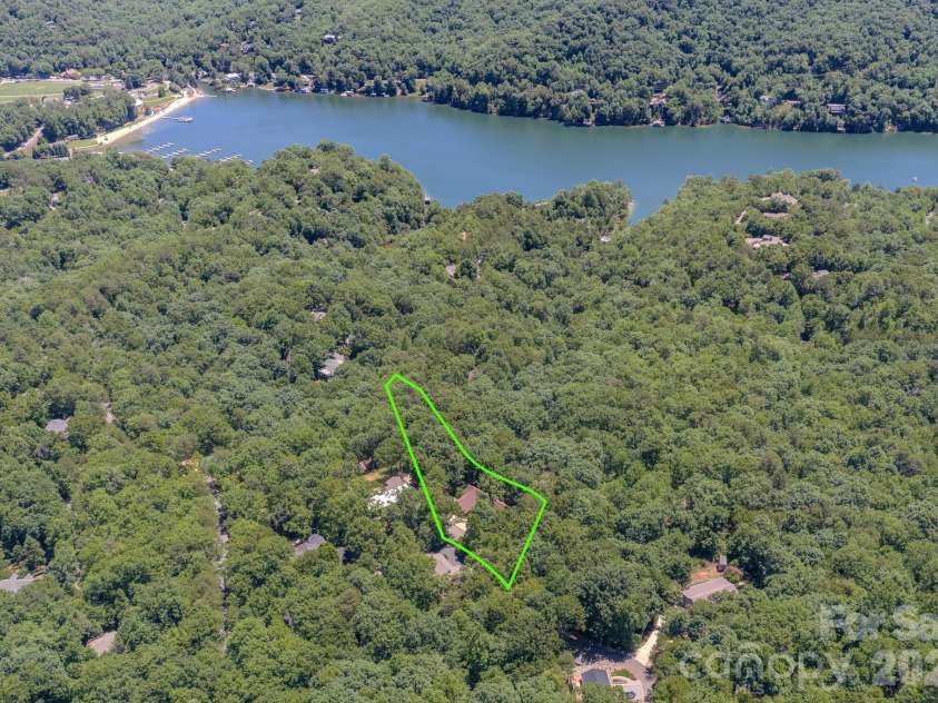 231 Blue Bird Road, Lake Lure, NC 28746.  MLS# CAR4384888, YatesRealty ID 29626. 