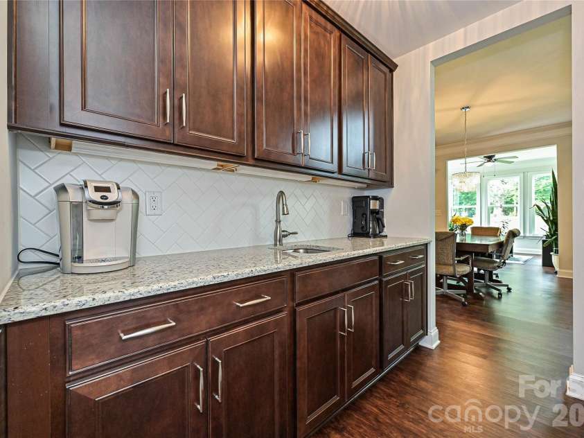 406 Sinaloa Street, Waxhaw, NC 28173.  MLS# CAR4390776, YatesRealty ID 29627. 