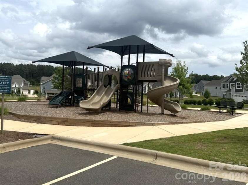406 Sinaloa Street, Waxhaw, NC 28173.  MLS# CAR4390776, YatesRealty ID 29627. Community playground