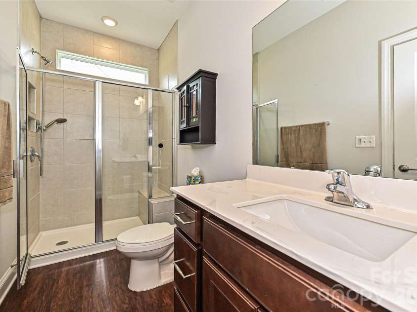 406 Sinaloa Street, Waxhaw, NC 28173.  MLS# CAR4390776, YatesRealty ID 29627. First floor bathroom
