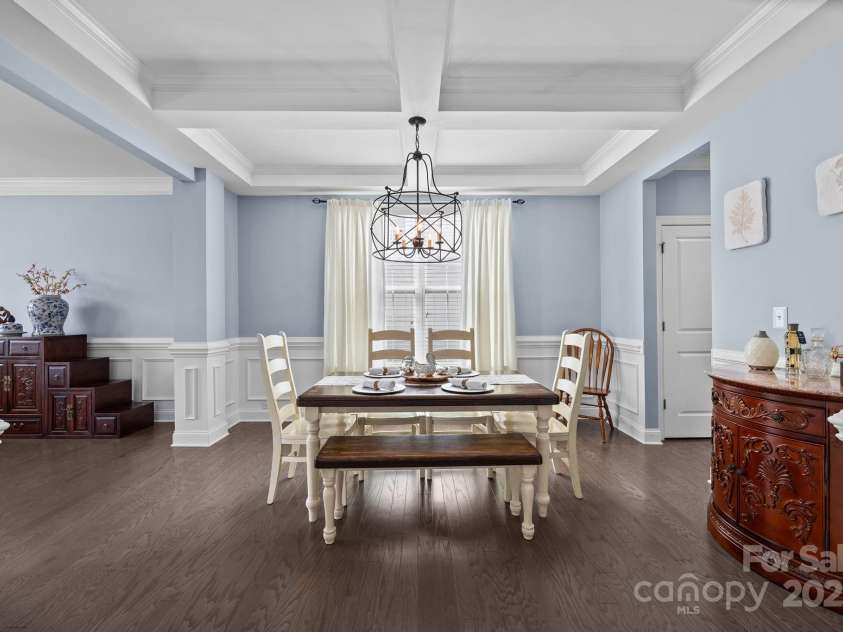 127 Atwater Landing Drive, Mooresville, NC 28117.  MLS# CAR4283079, YatesRealty ID 29629. 