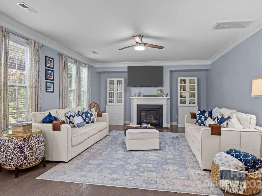 127 Atwater Landing Drive, Mooresville, NC 28117.  MLS# CAR4283079, YatesRealty ID 29629. 