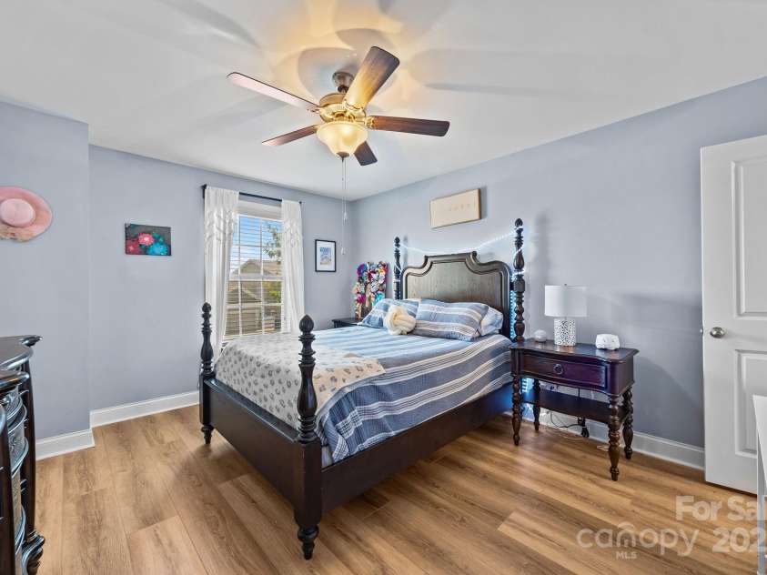 127 Atwater Landing Drive, Mooresville, NC 28117.  MLS# CAR4283079, YatesRealty ID 29629. Upstairs bedroom