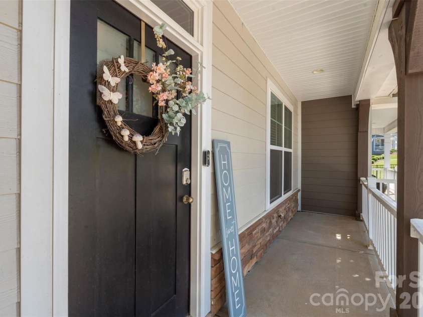 2109 Laurel Village Circle, Belmont, NC 28012.  MLS# CAR4352585, YatesRealty ID 29630. 