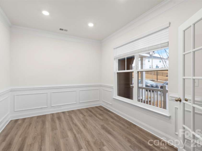 2109 Laurel Village Circle, Belmont, NC 28012.  MLS# CAR4352585, YatesRealty ID 29630. 