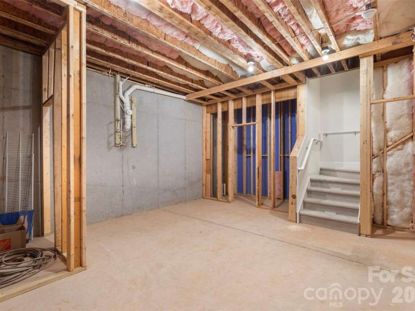 2109 Laurel Village Circle, Belmont, NC 28012.  MLS# CAR4352585, YatesRealty ID 29630. 