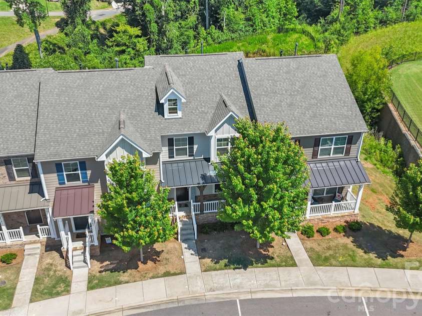2109 Laurel Village Circle, Belmont, NC 28012.  MLS# CAR4352585, YatesRealty ID 29630. 