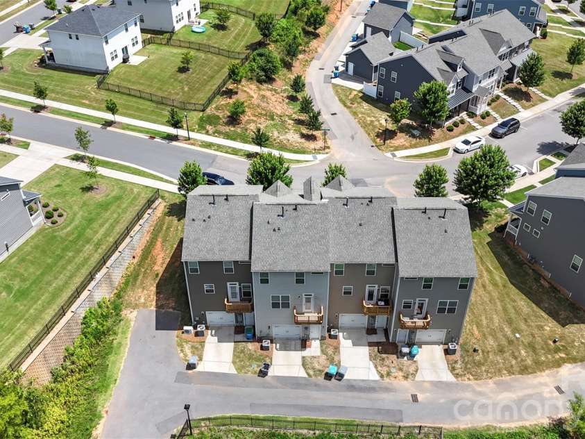 2109 Laurel Village Circle, Belmont, NC 28012.  MLS# CAR4352585, YatesRealty ID 29630. 