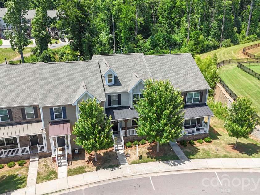 2109 Laurel Village Circle, Belmont, NC 28012.  MLS# CAR4352585, YatesRealty ID 29630. 