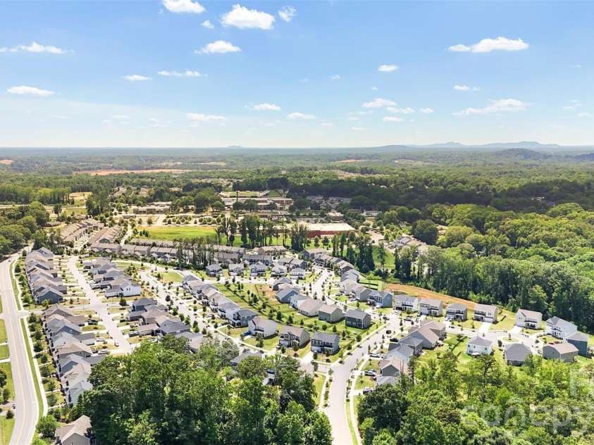 2109 Laurel Village Circle, Belmont, NC 28012.  MLS# CAR4352585, YatesRealty ID 29630. 