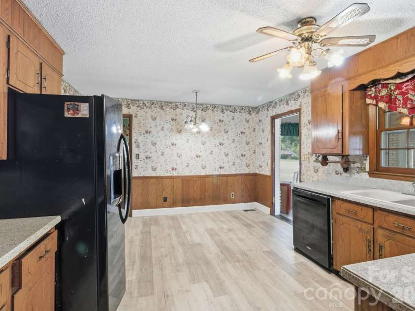 3343 Olde Creek Trail, Matthews, NC 28105.  MLS# CAR4389464, YatesRealty ID 29632. 