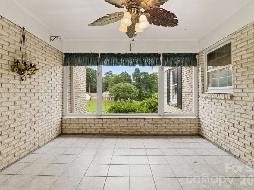 3343 Olde Creek Trail, Matthews, NC 28105.  MLS# CAR4389464, YatesRealty ID 29632. 