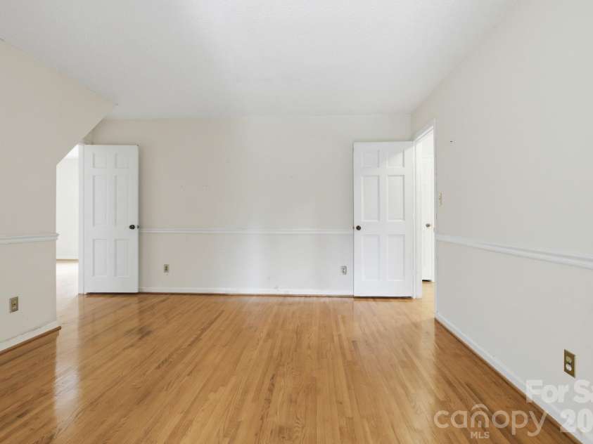 3343 Olde Creek Trail, Matthews, NC 28105.  MLS# CAR4389464, YatesRealty ID 29632. 