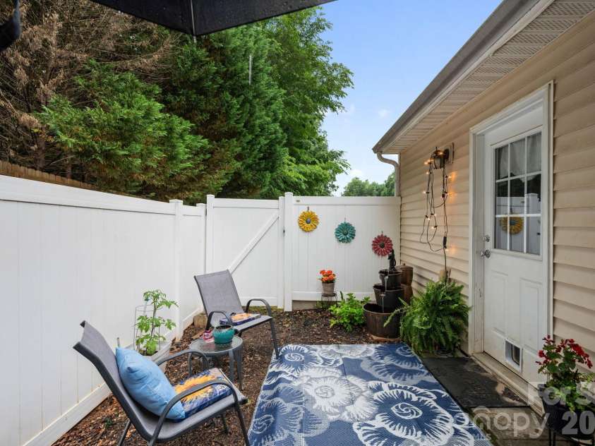 2050 Shady Pond Drive, Clover, SC 29710.  MLS# CAR4390356, YatesRealty ID 29635. 