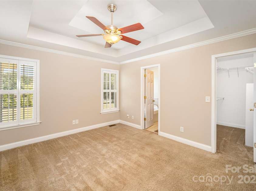 520 Rhodes Avenue, Kings Mountain, NC 28086.  MLS# CAR4287699, YatesRealty ID 29637. 