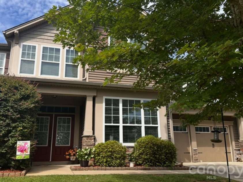 117 Fielding Street, Mount Holly, NC 28120.  MLS# CAR4390438, YatesRealty ID 29638. WELCOME HOME