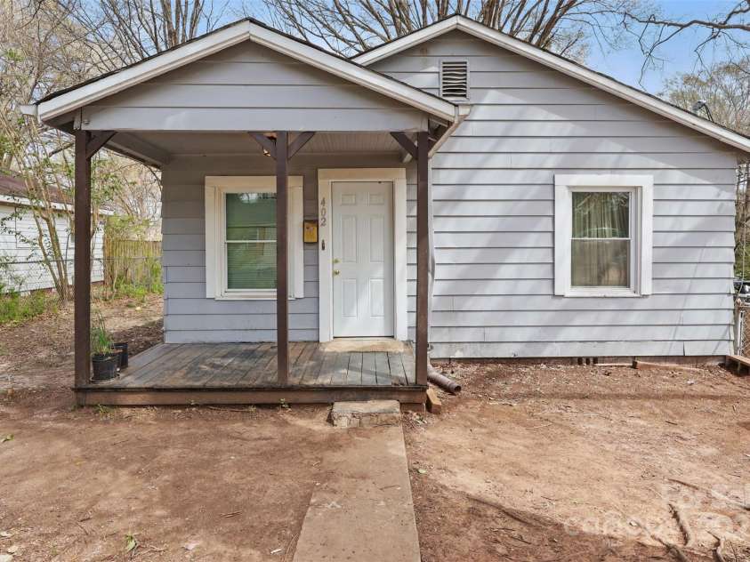 402 Boyd Street, Gastonia, NC 28052.  MLS# CAR4235578, YatesRealty ID 2964. 