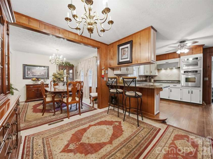 9121 NC 181 Highway, Newland, NC 28657.  MLS# CAR4389600, YatesRealty ID 29641. 
