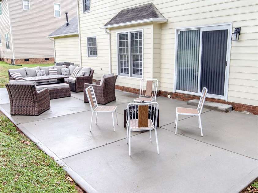 7427 Crestside Lane, Charlotte, NC 28227.  MLS# CAR4288080, YatesRealty ID 29642. 