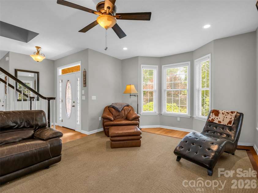 99 Driftstone Circle, Arden, NC 28704.  MLS# CAR4392391, YatesRealty ID 29642. 