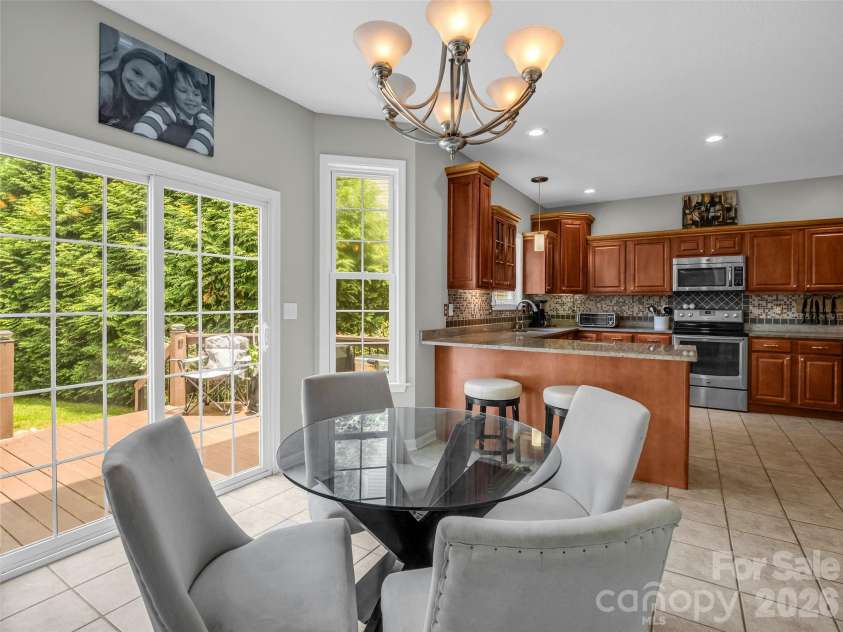 99 Driftstone Circle, Arden, NC 28704.  MLS# CAR4392391, YatesRealty ID 29642. 