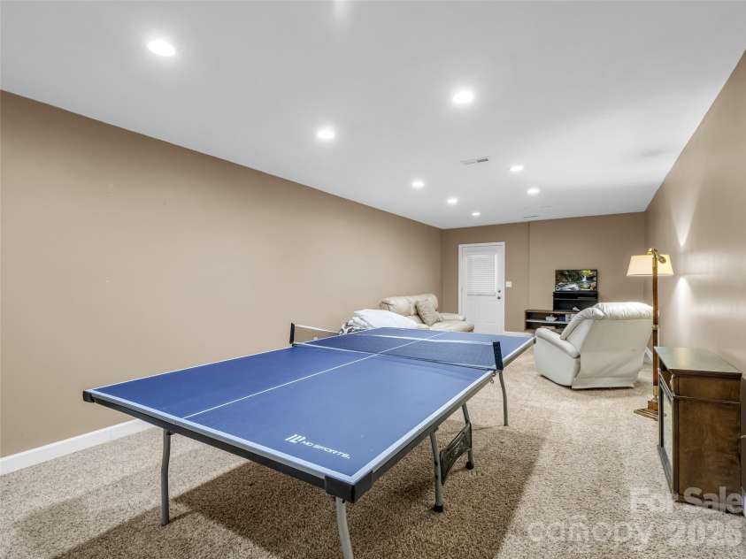99 Driftstone Circle, Arden, NC 28704.  MLS# CAR4392391, YatesRealty ID 29642. 