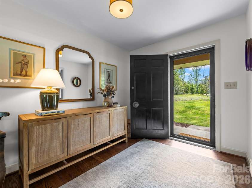 423 Vanderbilt Road, Asheville, NC 28803.  MLS# CAR4387571, YatesRealty ID 29643. 
