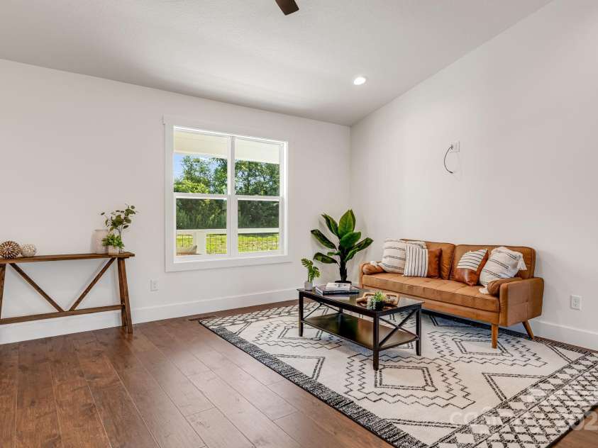 607 Silkwood Drive, Canton, NC 28716.  MLS# CAR4283110, YatesRealty ID 29645. Living Area