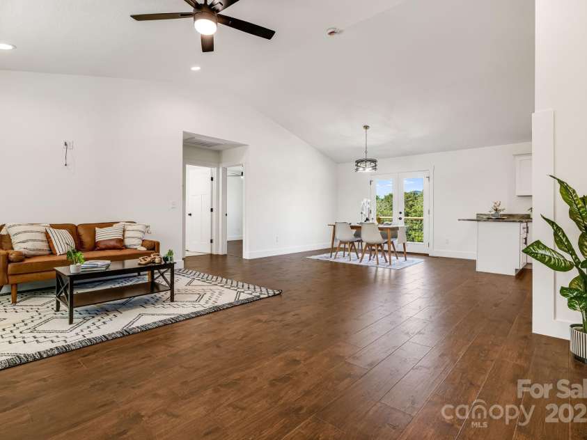 607 Silkwood Drive, Canton, NC 28716.  MLS# CAR4283110, YatesRealty ID 29645. Living Area