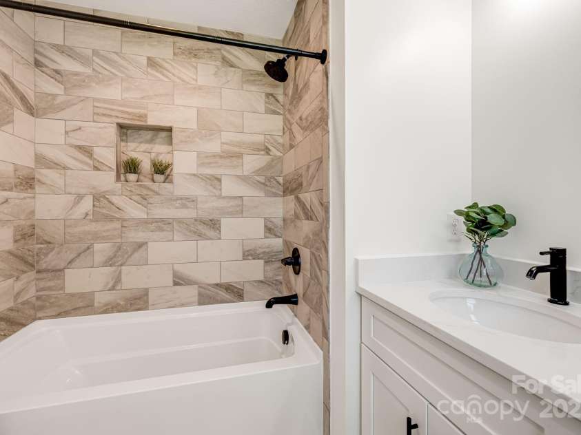 607 Silkwood Drive, Canton, NC 28716.  MLS# CAR4283110, YatesRealty ID 29645. Primary en-suite