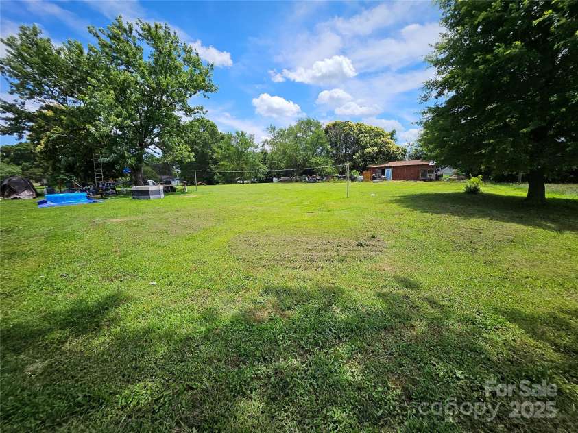 1050 Old Peachland Road, Marshville, NC 28103.  MLS# CAR4269022, YatesRealty ID 2965. 