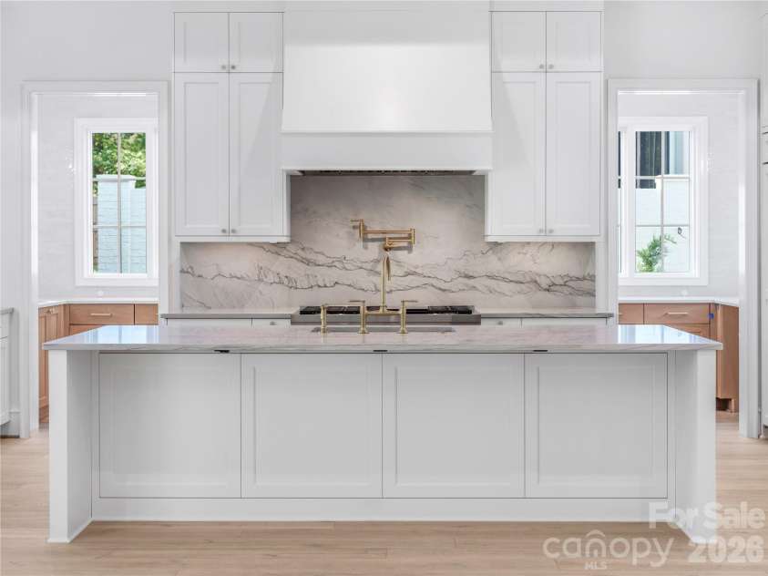 1650 Maryland Avenue, Charlotte, NC 28209.  MLS# CAR4335339, YatesRealty ID 2965. Photograph for representation of build and quality of finishes.