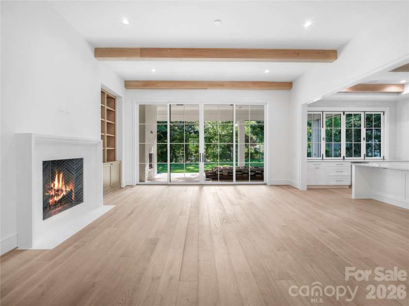 1650 Maryland Avenue, Charlotte, NC 28209.  MLS# CAR4335339, YatesRealty ID 2965. Photograph for representation of build and quality of finishes.